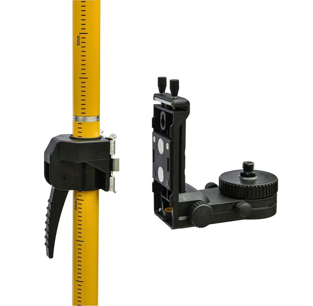 TAMO MOUNTING POLE WITH TRIPOD