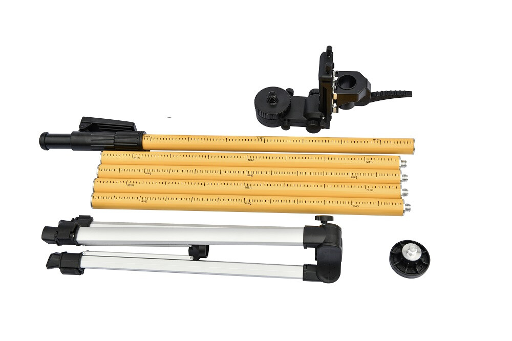 TAMO MOUNTING POLE WITH TRIPOD