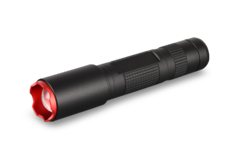 TAMO FLASHLIGHT RECHARGEABLE FL1000