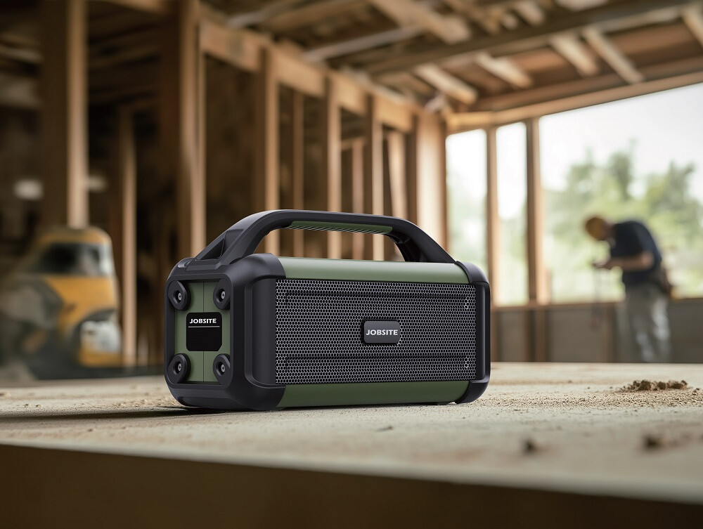 UNIVERSAL JOBSITE BOX SPEAKER