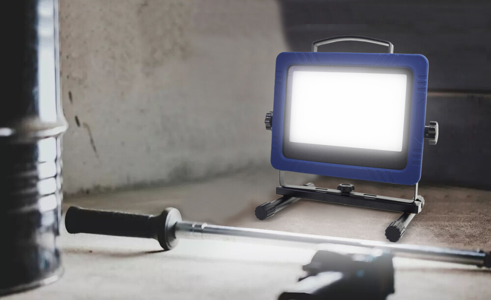 UNIVERSAL LED WORKLIGHT 85W 240V & DC18V 85W