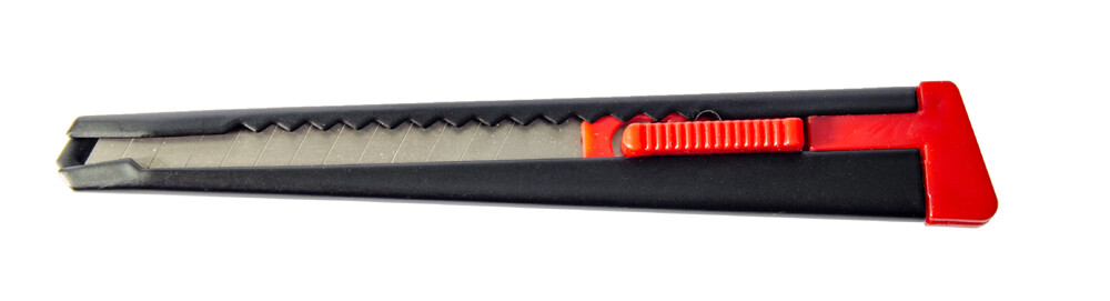 TAMO 9MM KNIFE WITH METAL GUIDE TAMO 9MM KNIFE WITH METAL GUIDE